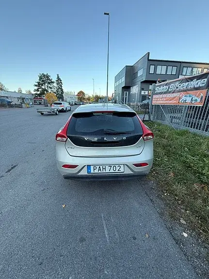 Volvo V40 2017 photo 3