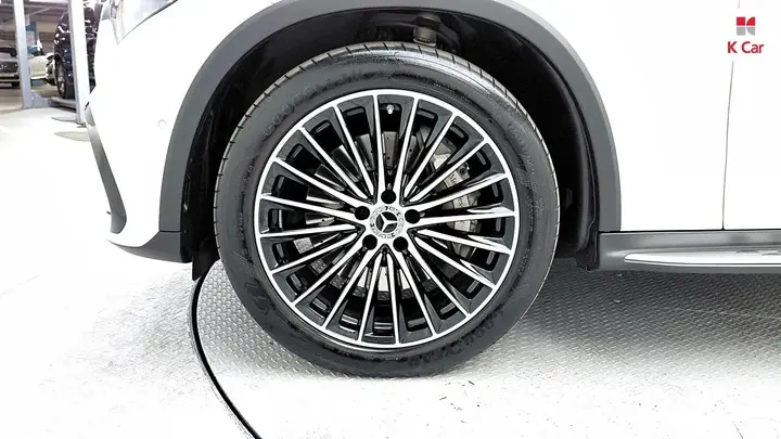 Mercedes-Benz Glc 2024 photo 5