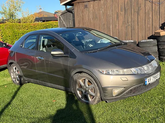 Honda Civic 2006 photo 2