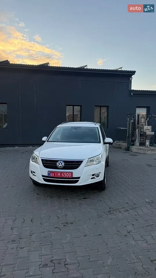 Volkswagen Tiguan 2008 photo 5