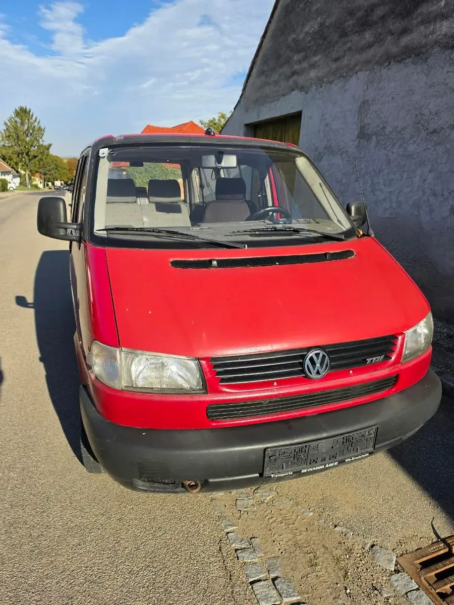 Volkswagen Caravelle