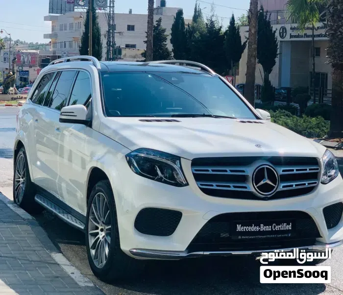 Mercedes-Benz Gls-400