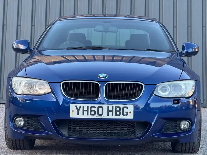 BMW 3 Series 2010 photo 5