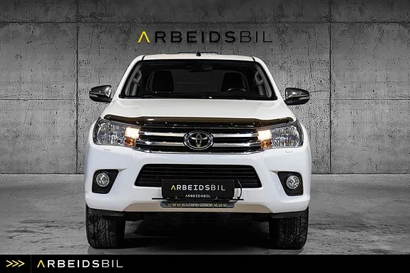 Toyota Hilux 2018 photo 2