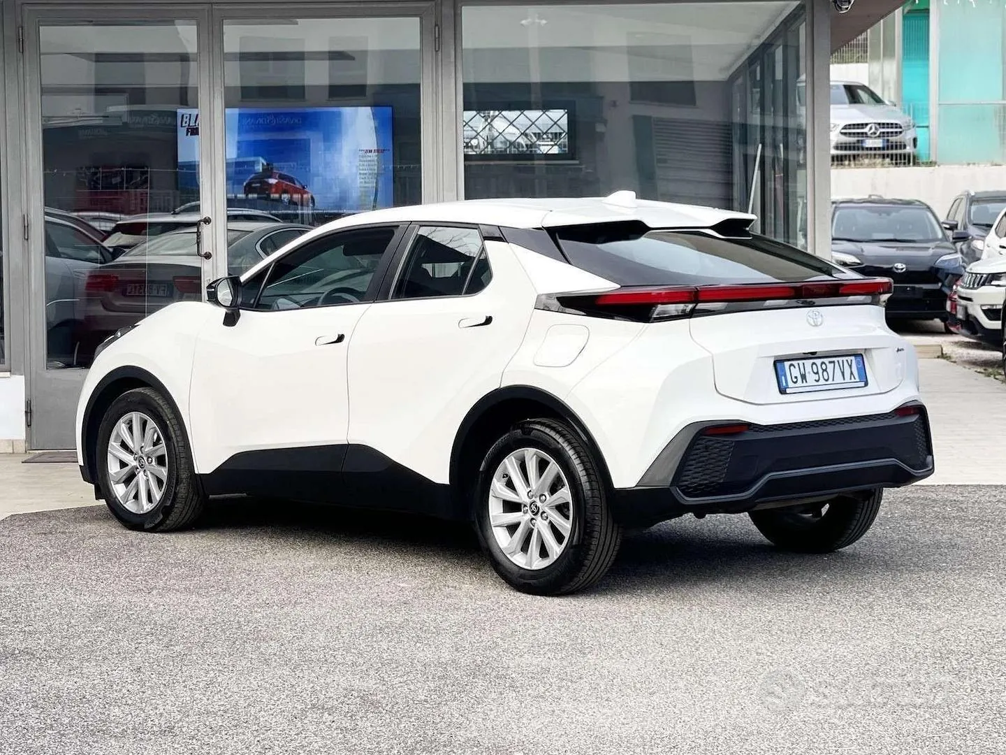 Toyota C-Hr 2024 photo 4