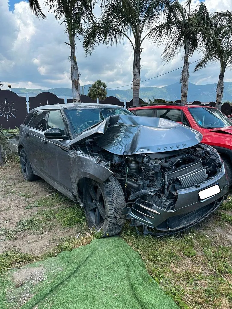 Land Rover Range Rover Velar 2020 photo 2
