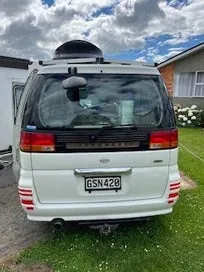 Nissan Elgrand 2001 photo 4