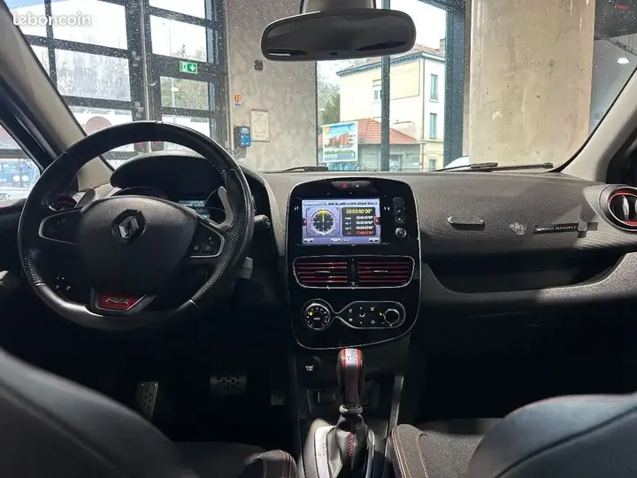 Renault Clio 2018 photo 4