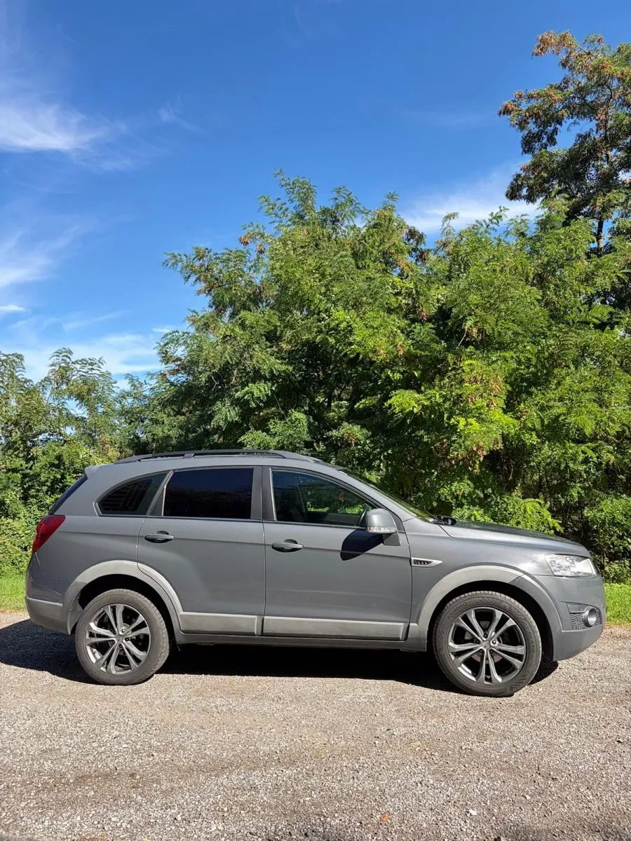 Chevrolet Captiva 2012 photo 3