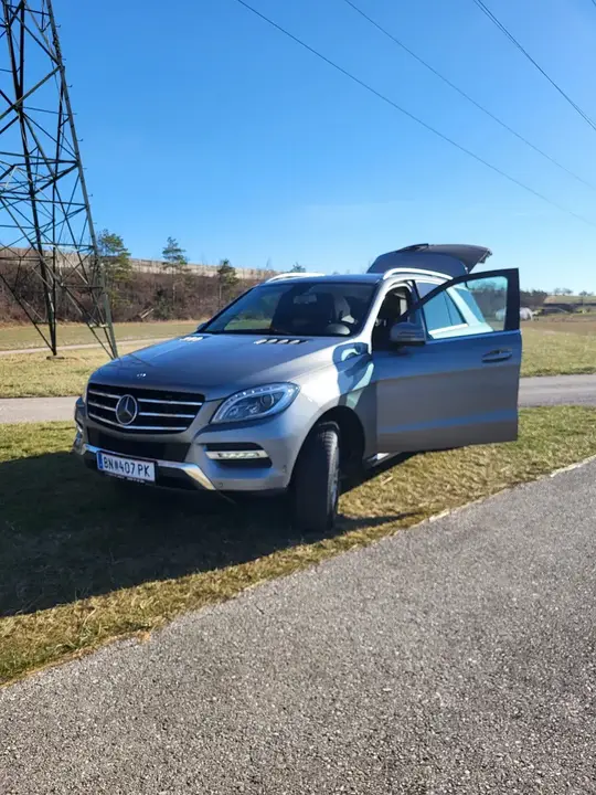 Mercedes-Benz M-Class 2013 photo 3