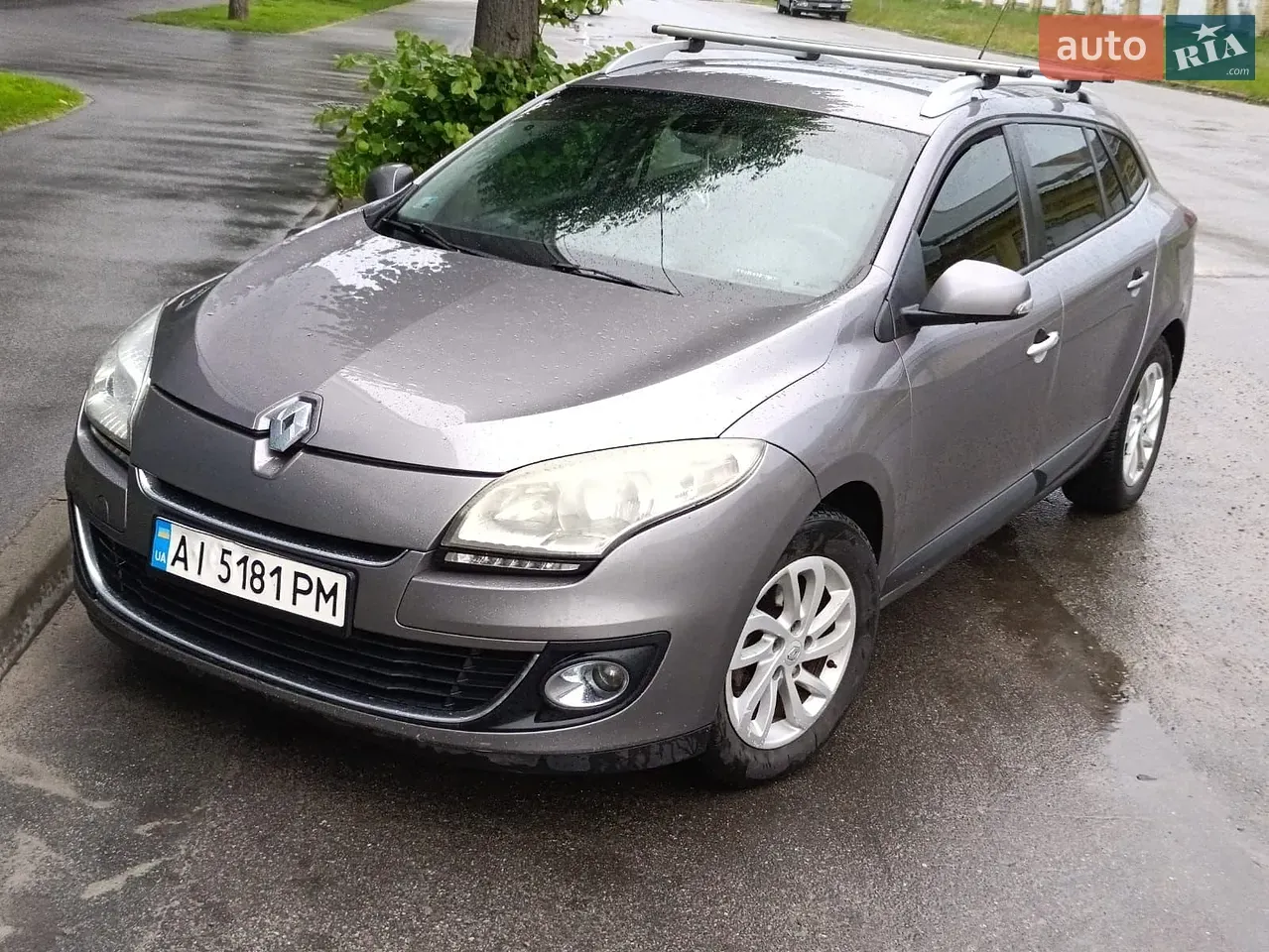 Renault Megane 2012 photo 2