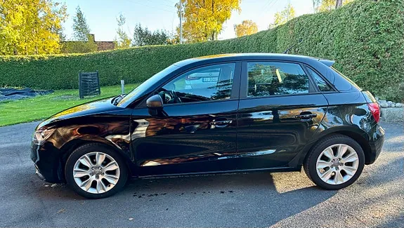Audi A1 2013 photo 3