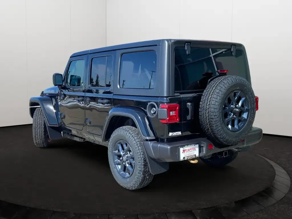 Jeep Wrangler 2026 photo 4