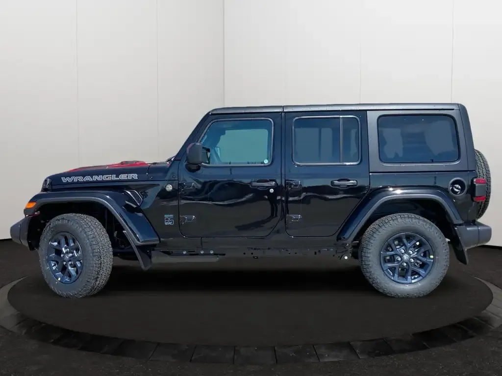 Jeep Wrangler 2026 photo 2