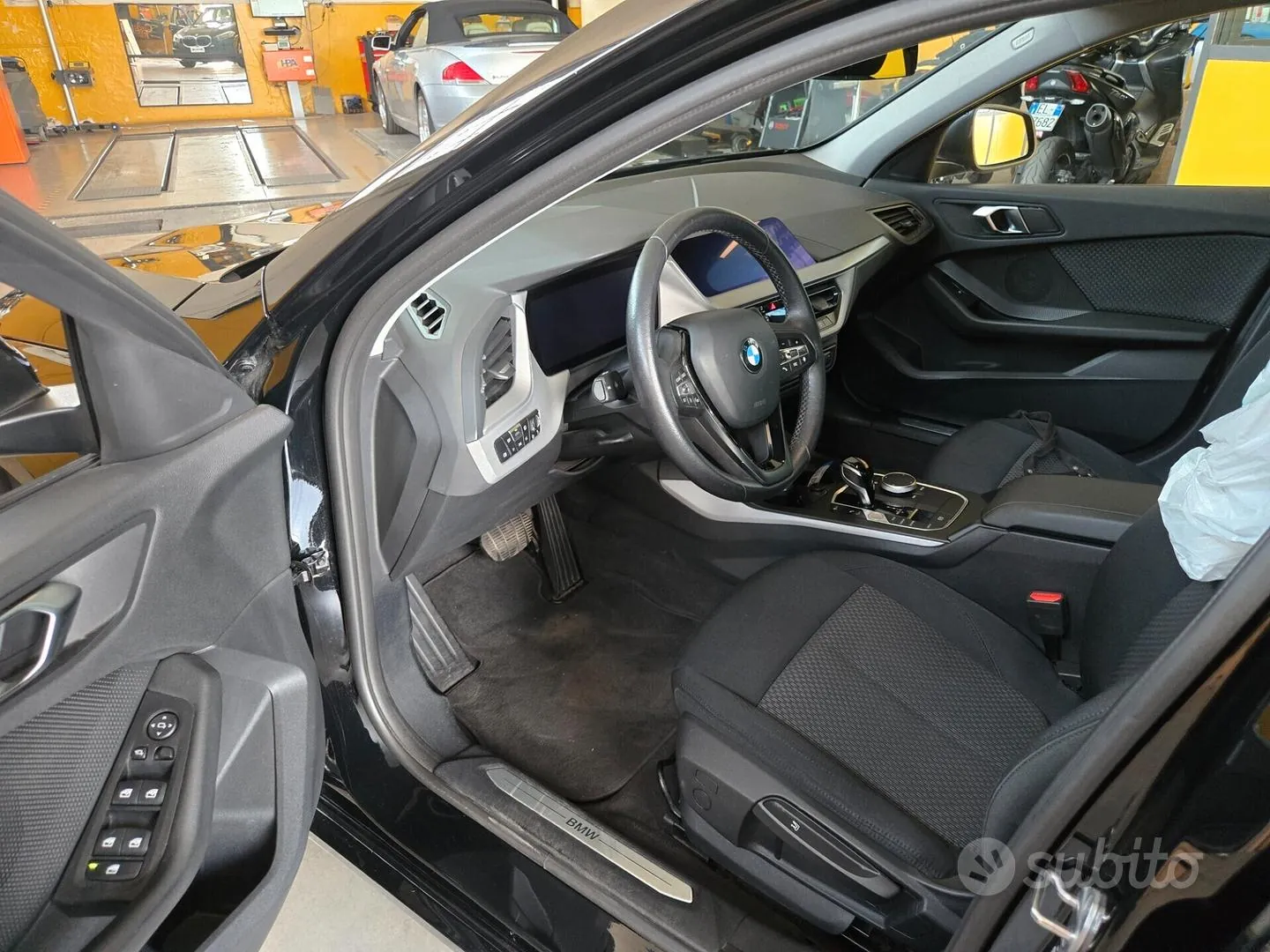 BMW 116D 2023 photo 3