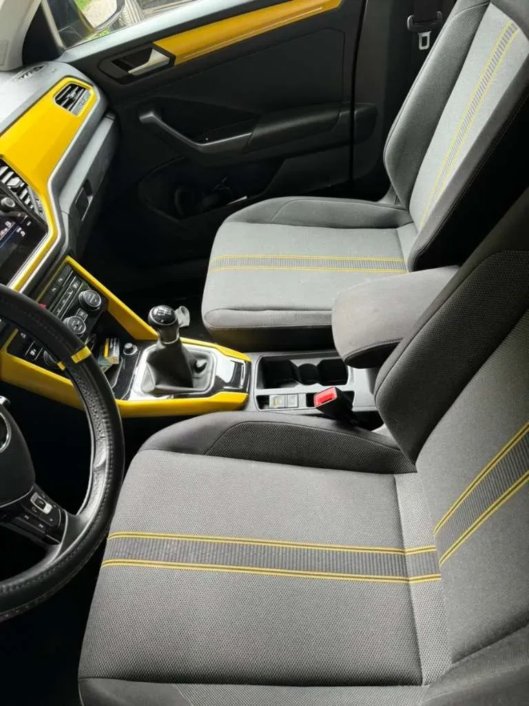 Volkswagen T-Roc 2018 photo 2