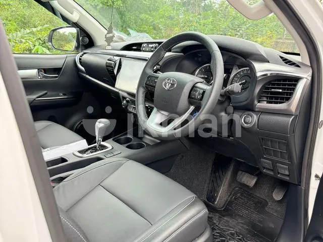 Toyota Hilux 2025 photo 4