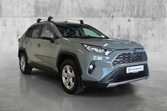 Toyota Rav4 2021 photo 3