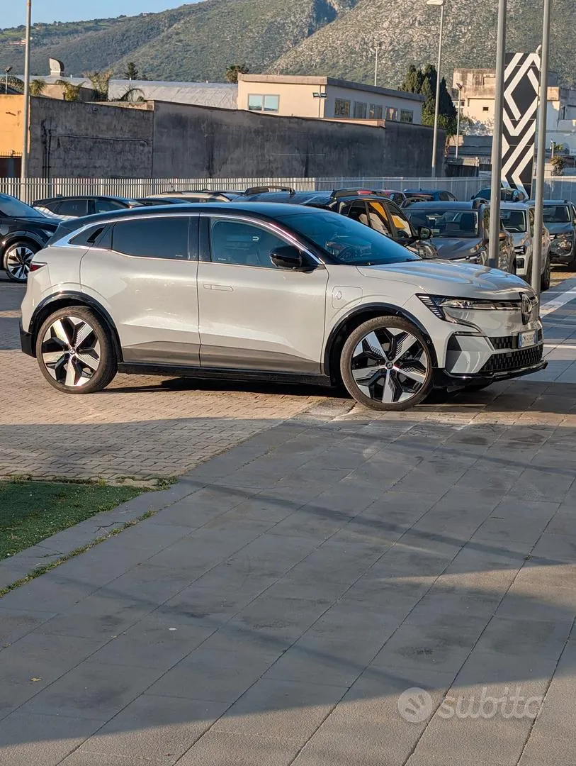 Renault Megane 2023 photo 4