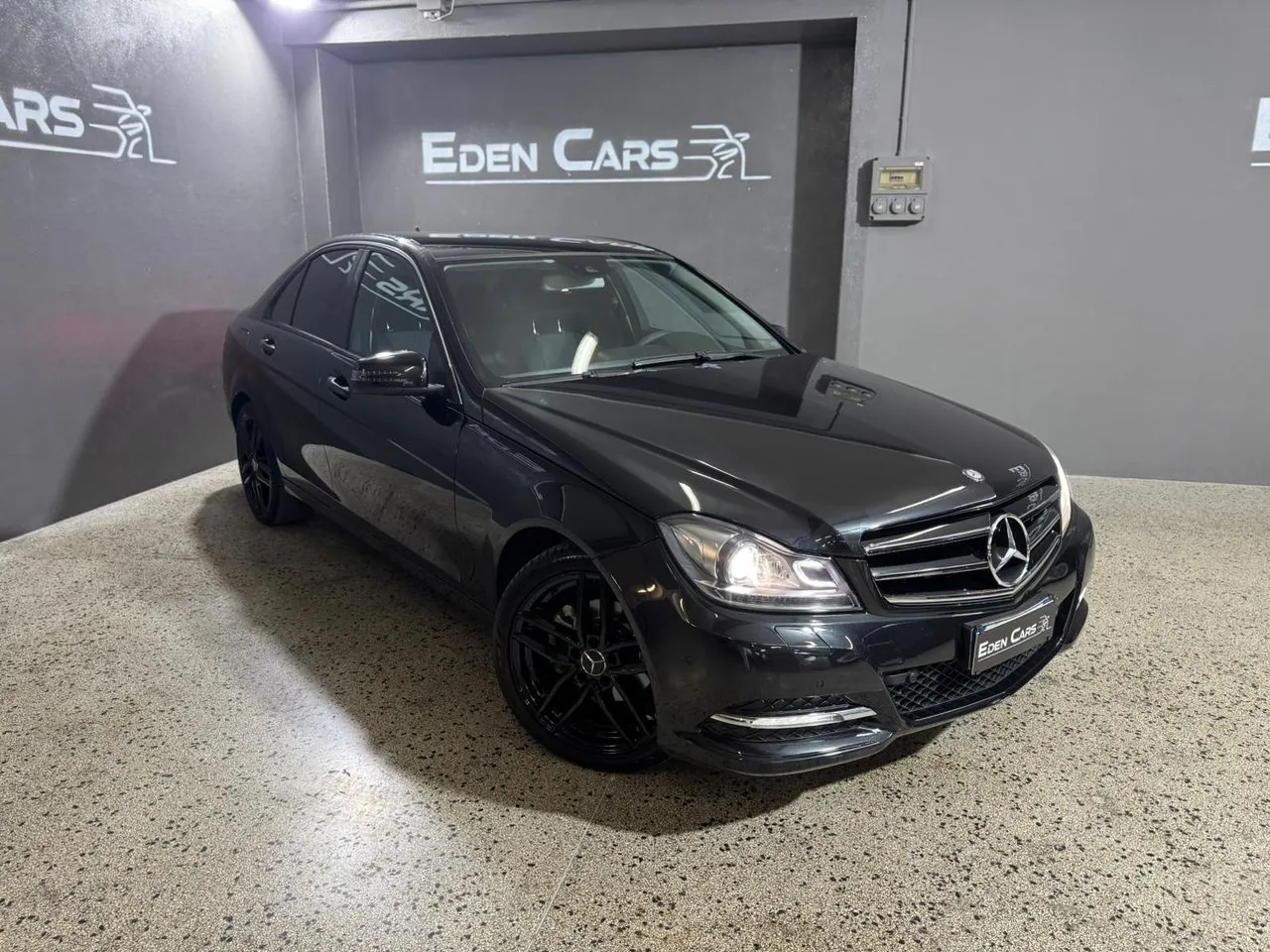 Mercedes-Benz C-Class 2012 photo 2