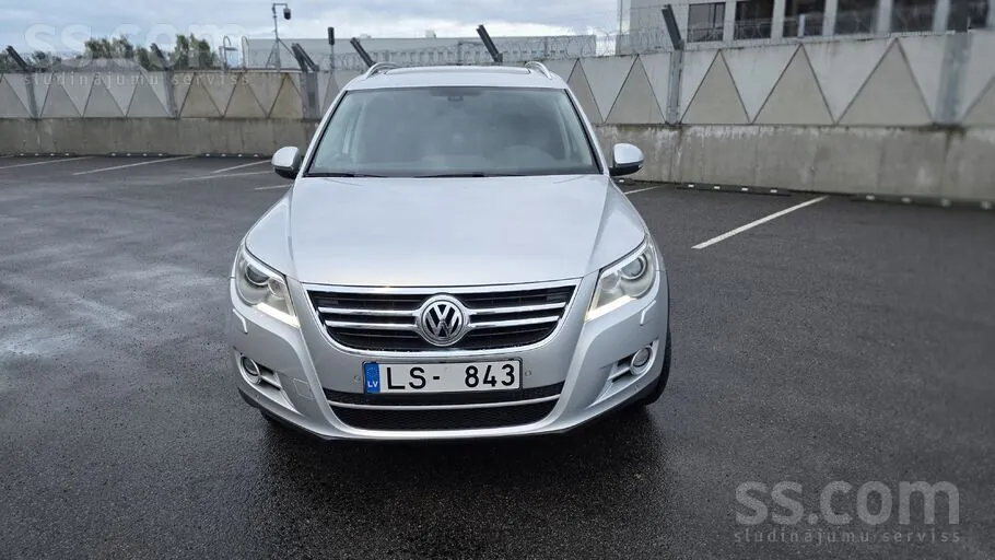 Volkswagen Tiguan 2009 photo 4