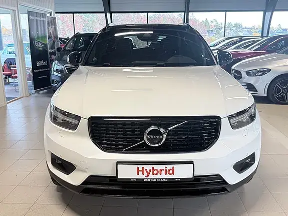 Volvo Xc40 2022 photo 2