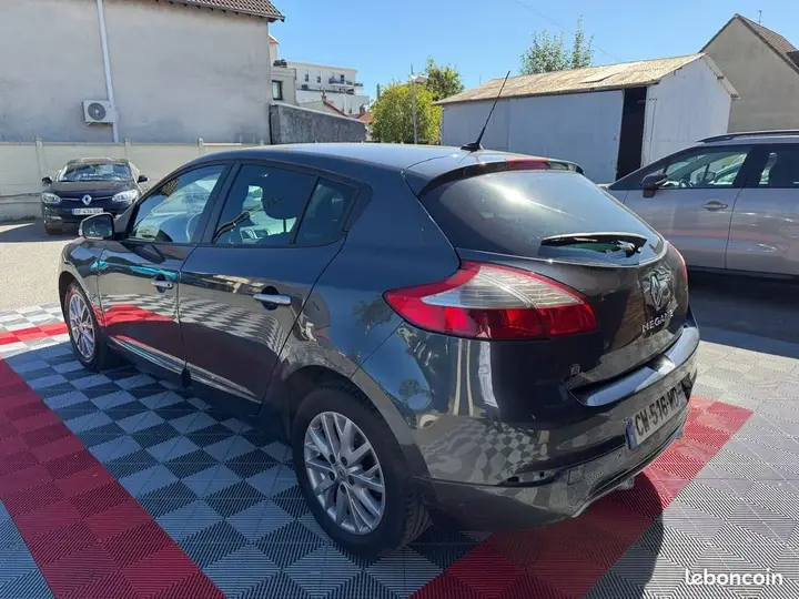 Renault Megane 2013 photo 4