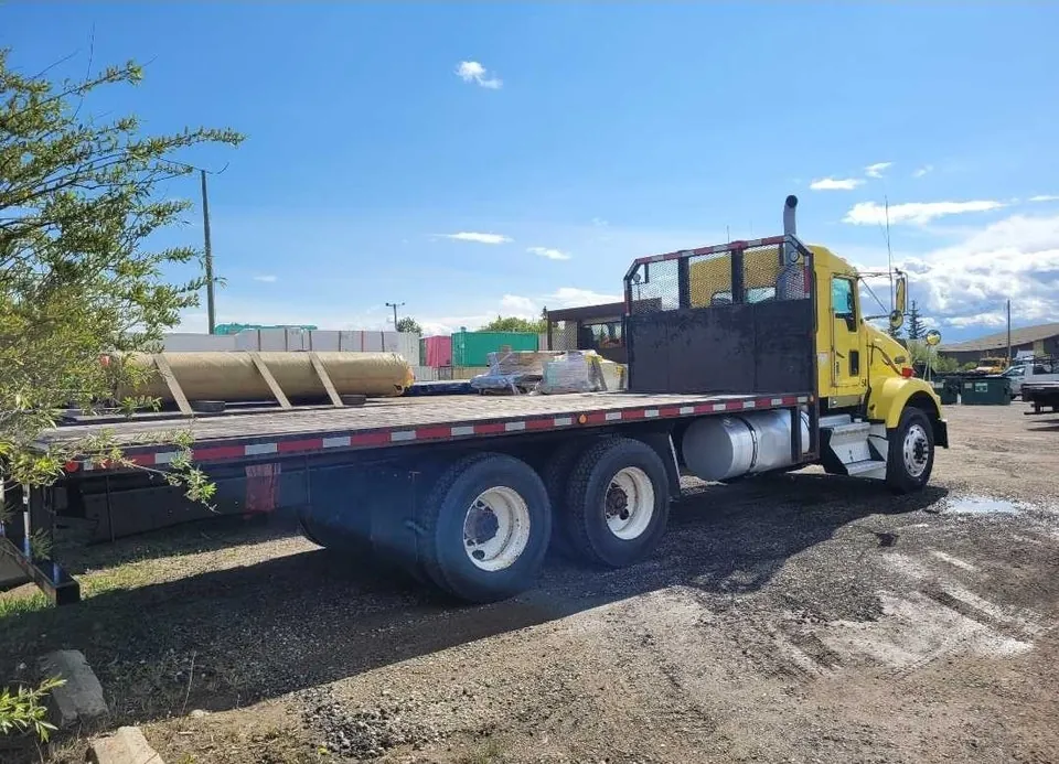 Kenworth T600 2000 photo 3