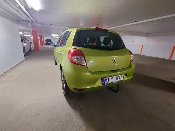 Renault Clio 2010 photo 3