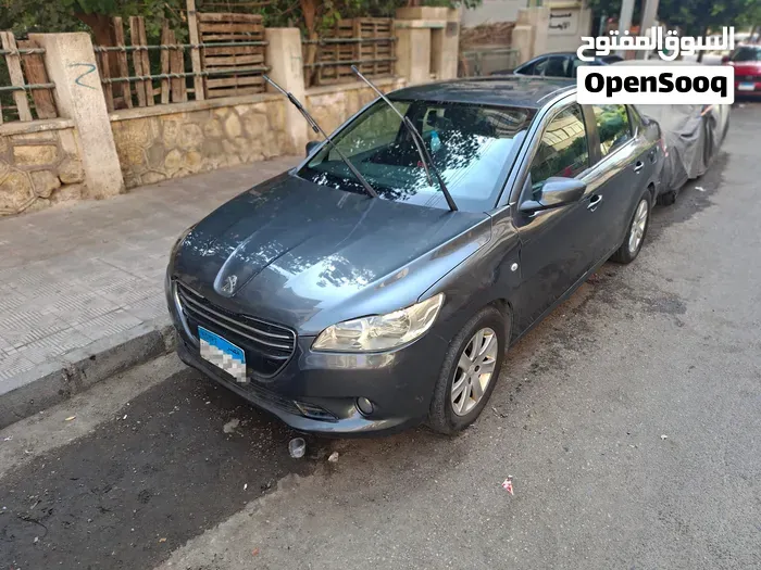 Peugeot 301 2014 photo 2