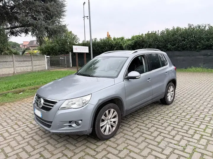 Volkswagen Tiguan 2010 photo 3