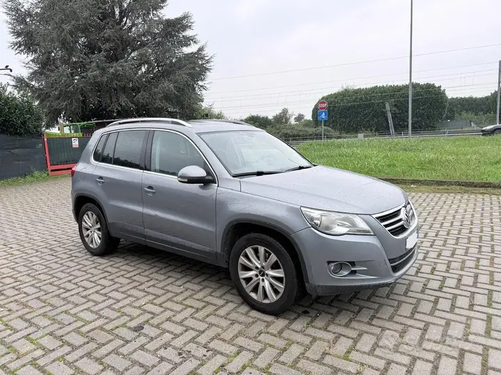 Volkswagen Tiguan 2010 photo 4