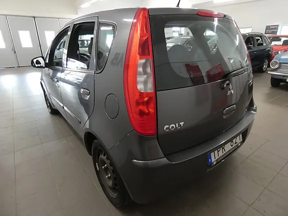 Mitsubishi Colt 2007 photo 4