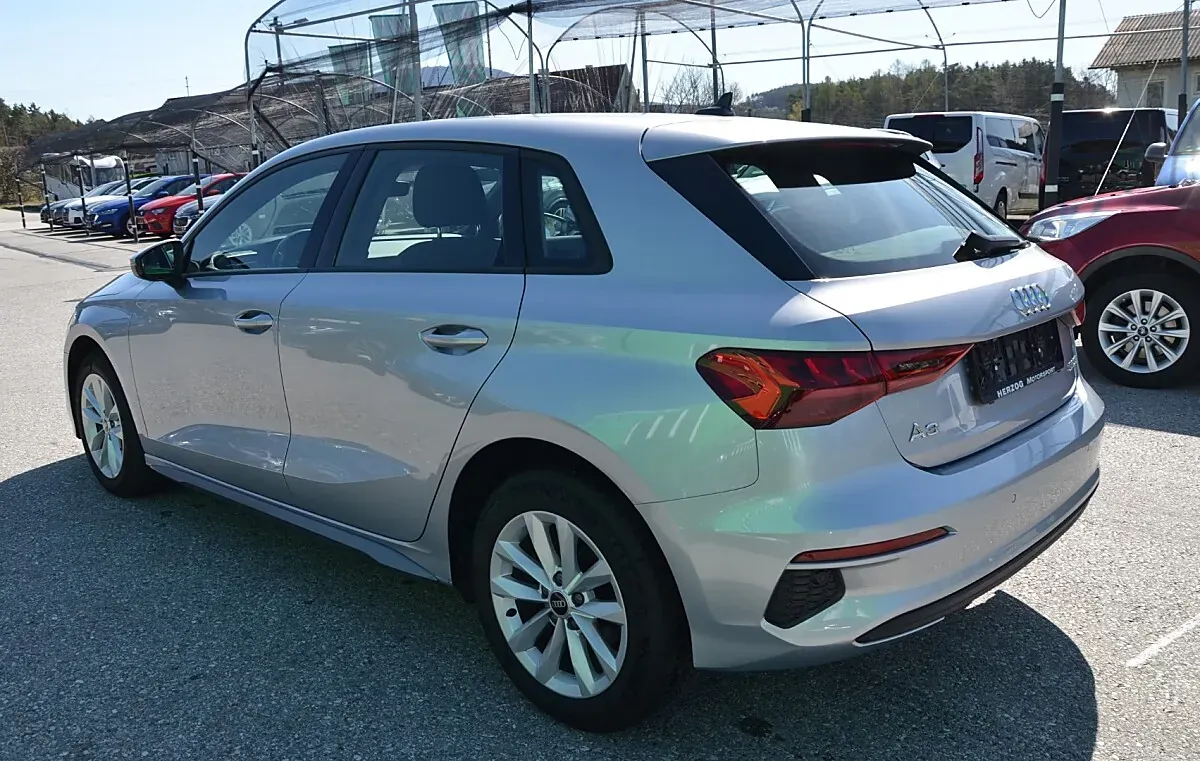 Audi A3 2022 photo 3