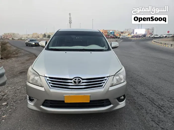 Toyota Innova 2015 photo 3