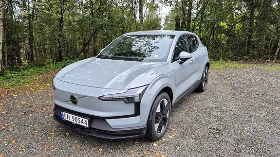 Volvo Ex30 2024 photo 2