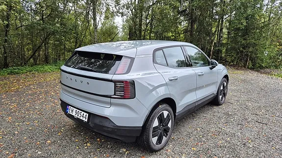Volvo Ex30 2024 photo 3