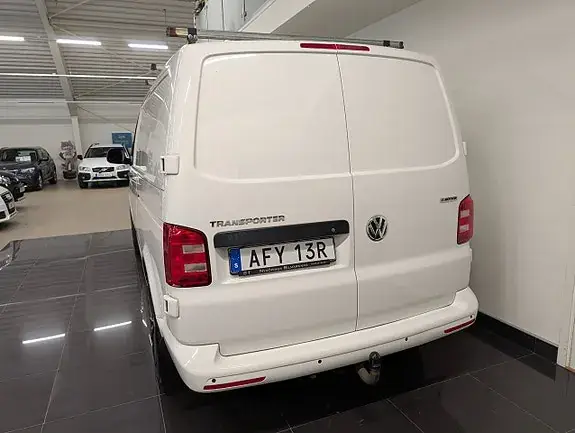 Volkswagen Transporter 2019 photo 5