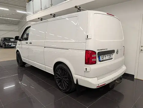 Volkswagen Transporter 2019 photo 4