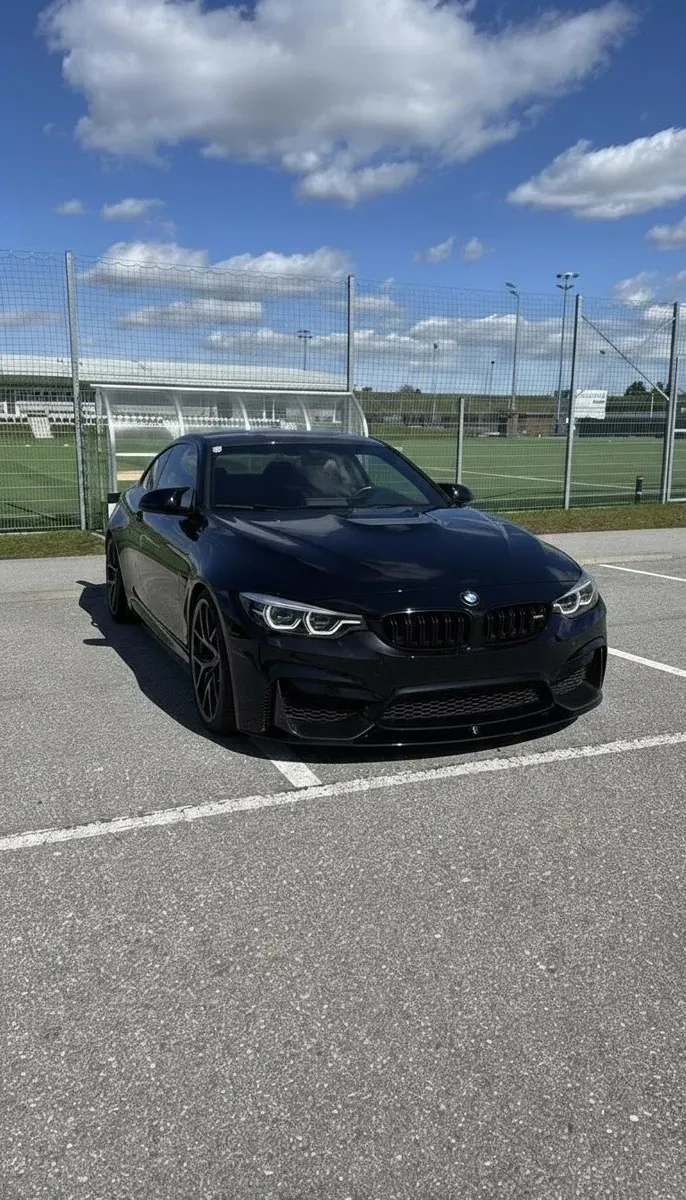 BMW M4 2018 photo 2