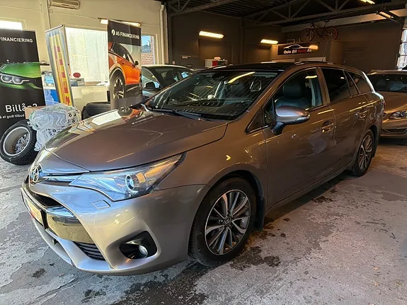 Toyota Avensis 2016 photo 2