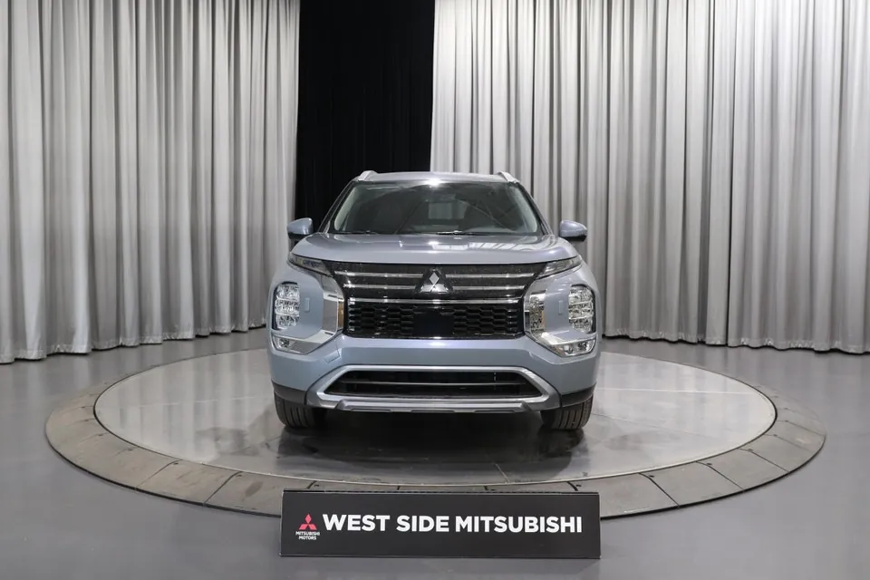 Mitsubishi Outlander 2026 photo 2