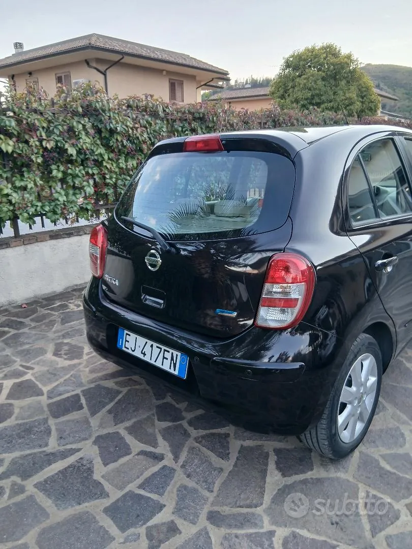 Nissan Micra 2011 photo 2