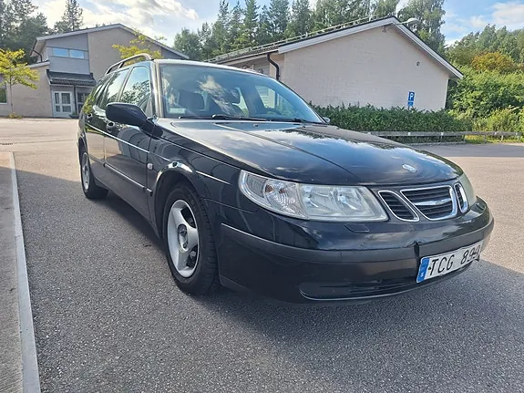 Saab 9-5 2003 photo 2