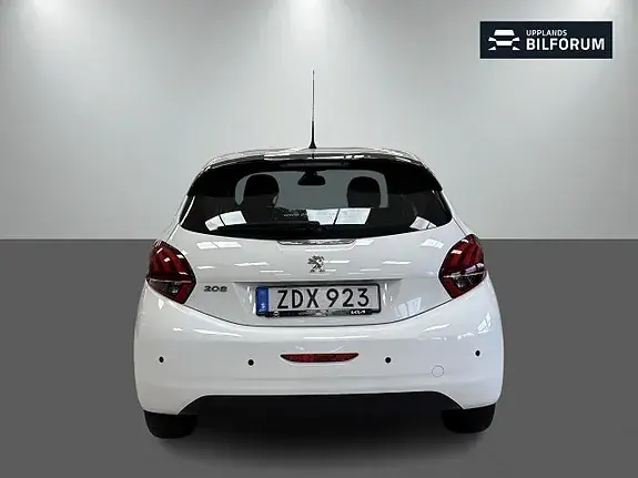 Peugeot 208 2018 photo 5