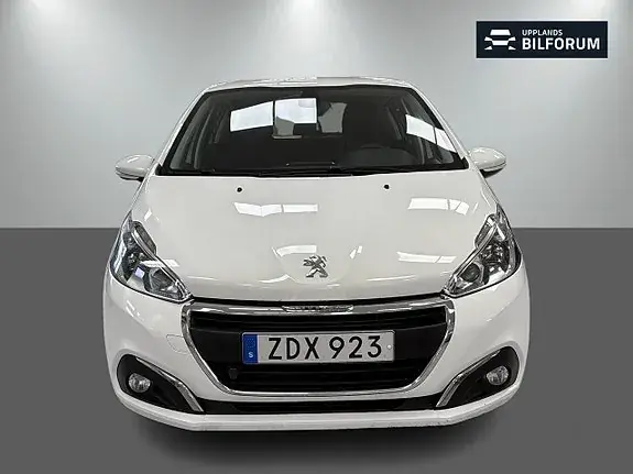 Peugeot 208 2018 photo 2