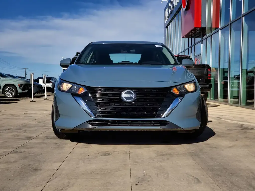 Nissan Sentra 2025 photo 2