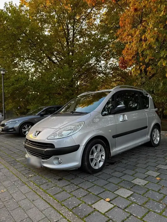 Peugeot 1007