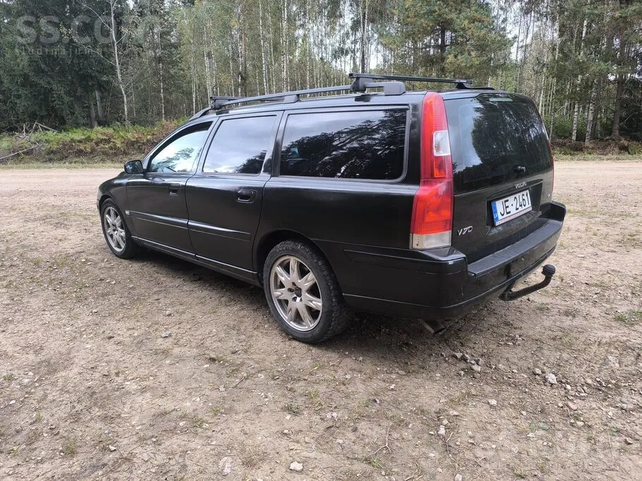 Volvo V70 2006 photo 2