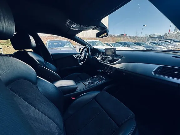 Audi A7 2012 photo 5